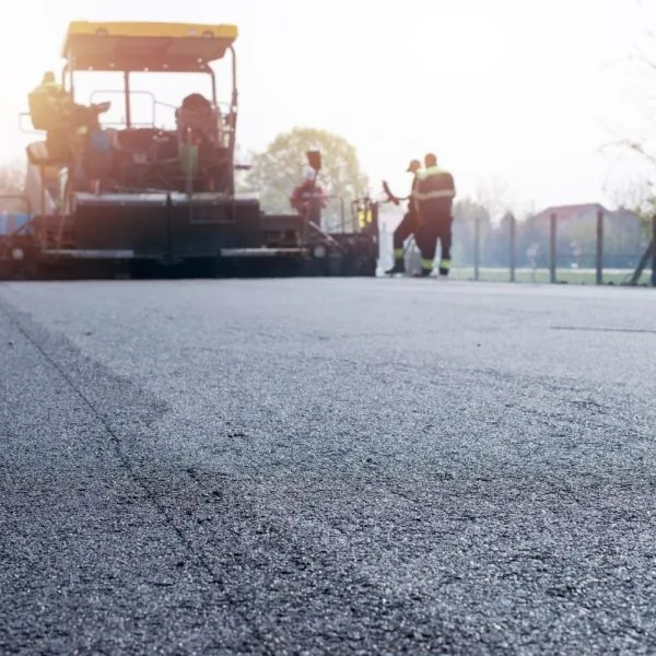 Laying new asphalt