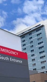emergency sign in front of a hospital